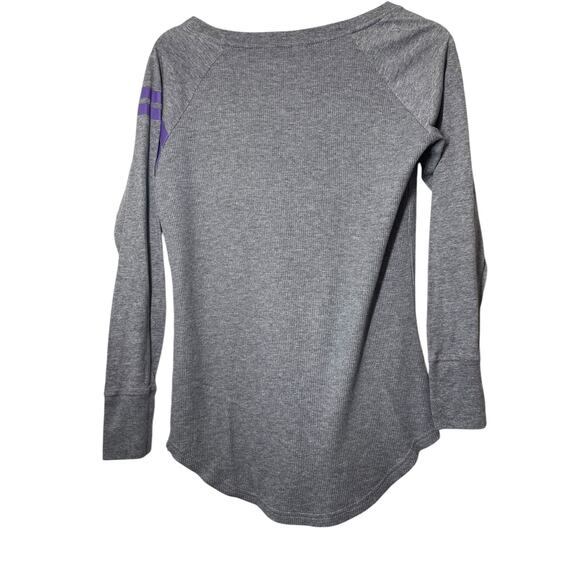 UW University of Washington Huskies Womens Long Sleeve Top Shirt Sz Medium Gray - Picture 2 of 4